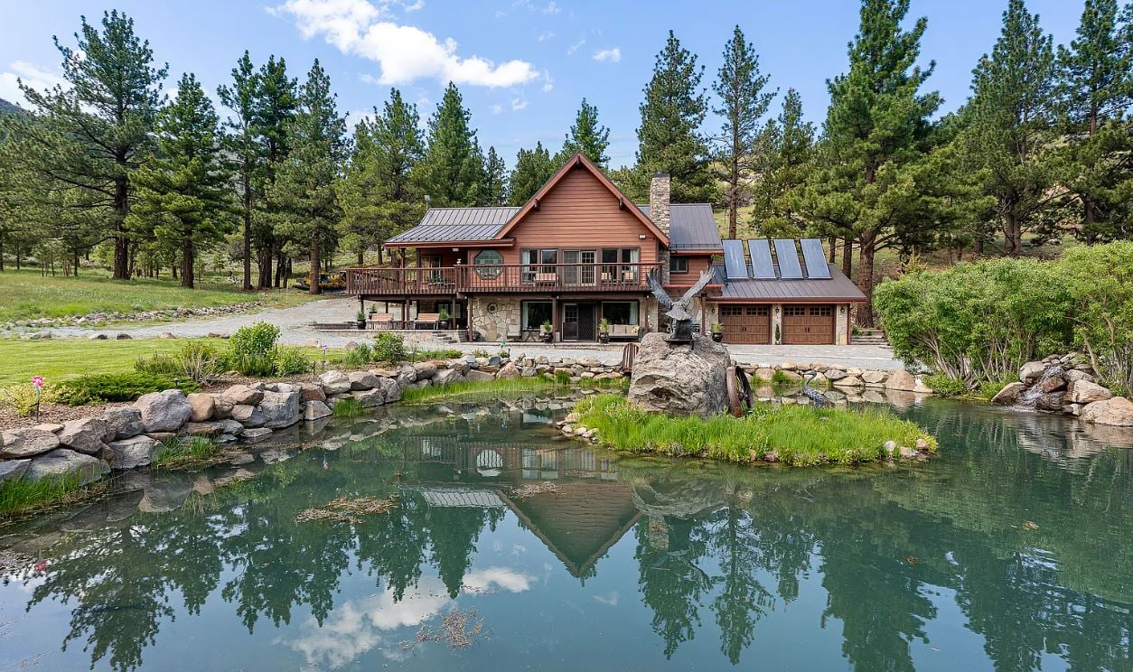 Welcome to Lone Eagle Ranch, an extraordinary off-grid estate tucked below Mt. Rose Summit, perfectly positioned between Reno and Lake Tahoe. This property blends unmatched luxury with sustainability, offering panoramic views, privacy, and self-sufficient living. 