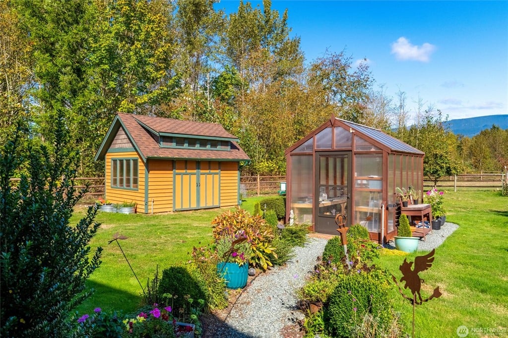 15713 365th Avenue SE