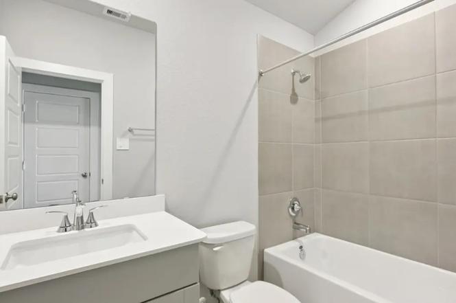 18479 Landing Meadows Ln