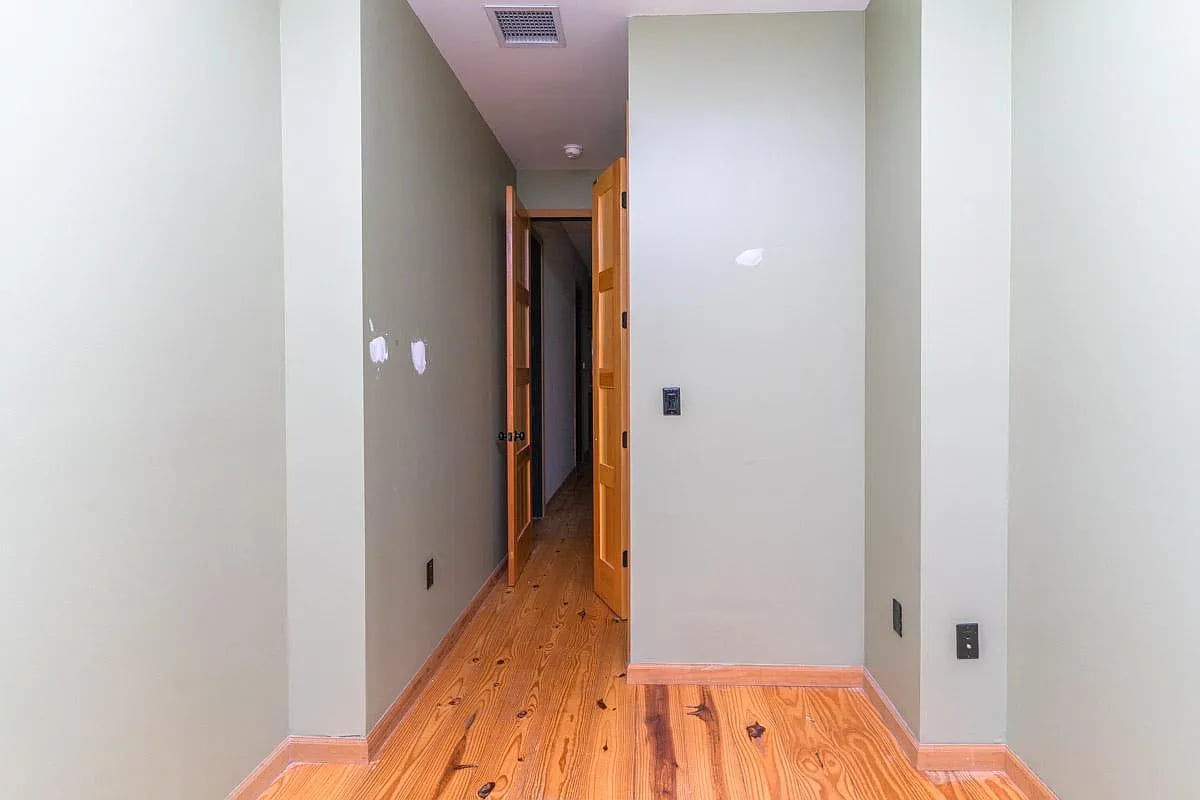 212 Starr Street 2R