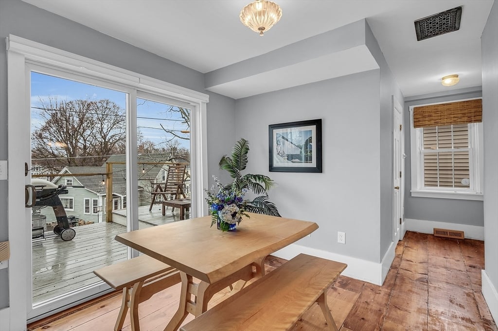 36 Pleasant St