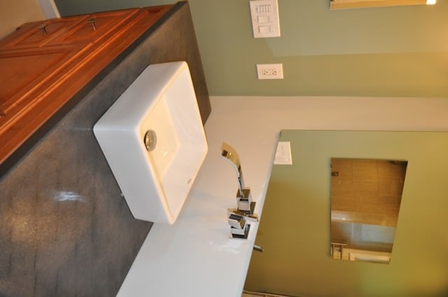 Home for sale in Tahoe Park! 6155 11th Ave Sacramento, CA 95820