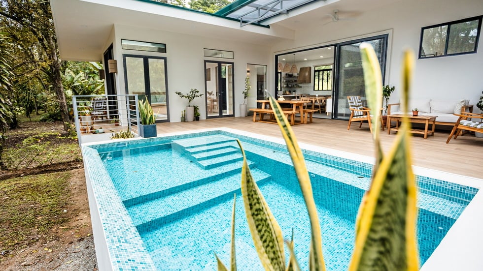 Luxury Riverfront Residence in Playa Dominical Walk to the Beach