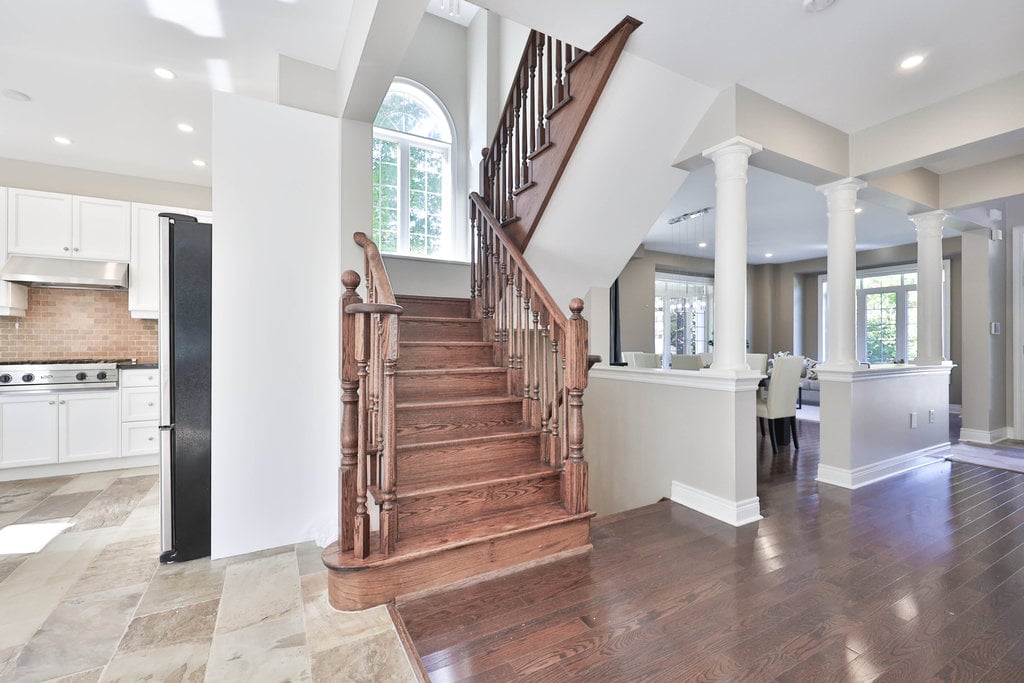 2151 Bingley Cres
