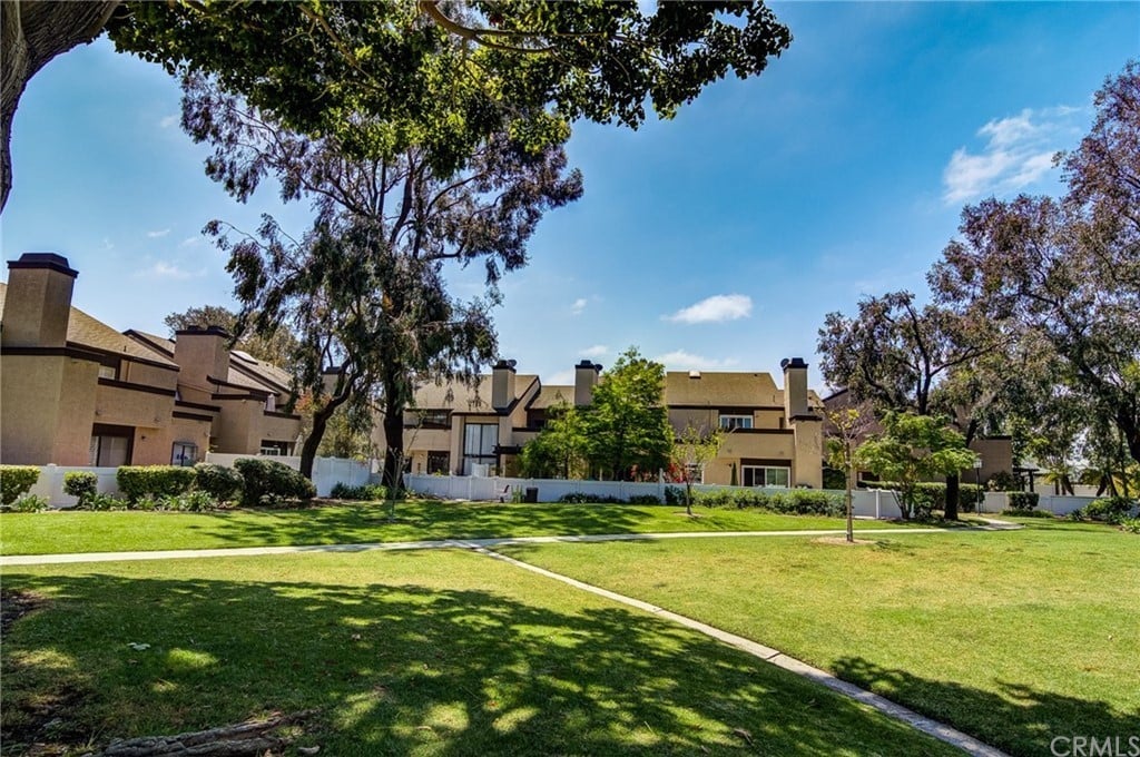 926 Powell Ct
