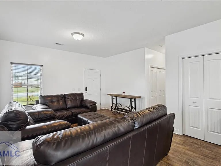 48 Morrison Way SE