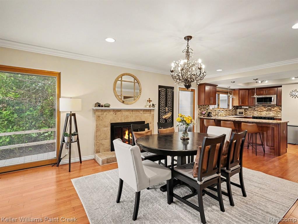 1949 Canary Ct