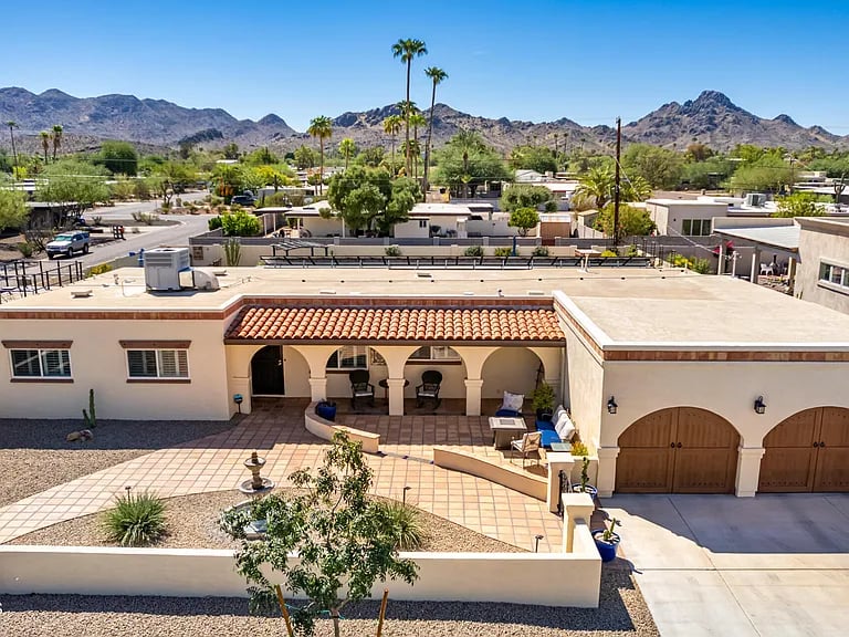 3357 E Gold Dust Ave