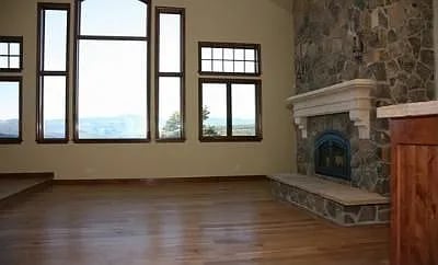 33084 Bergen Mountain Rd