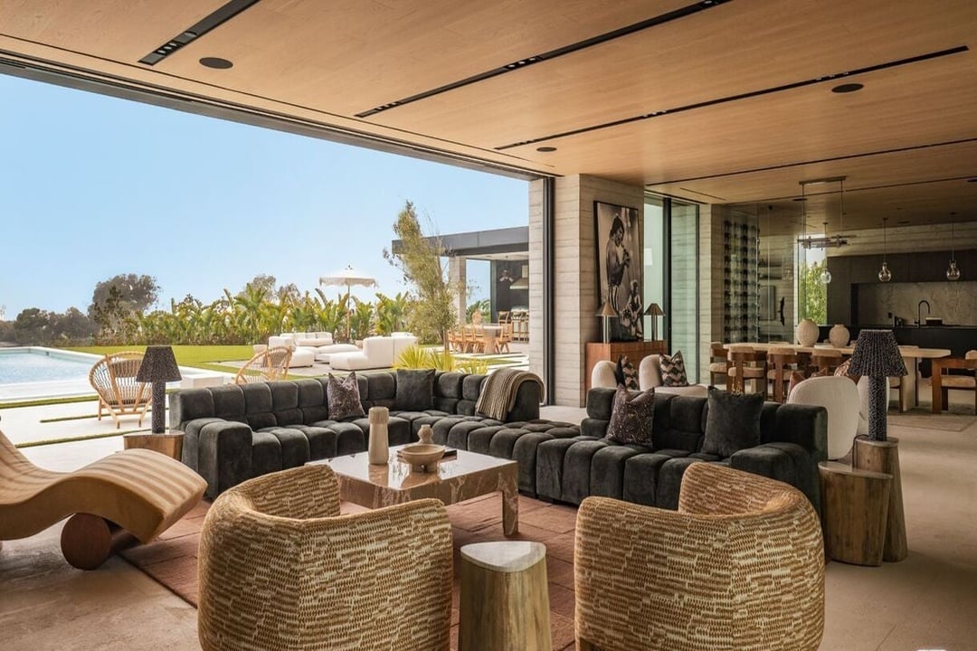 Skyreach Manor, Dume Dr, 90265