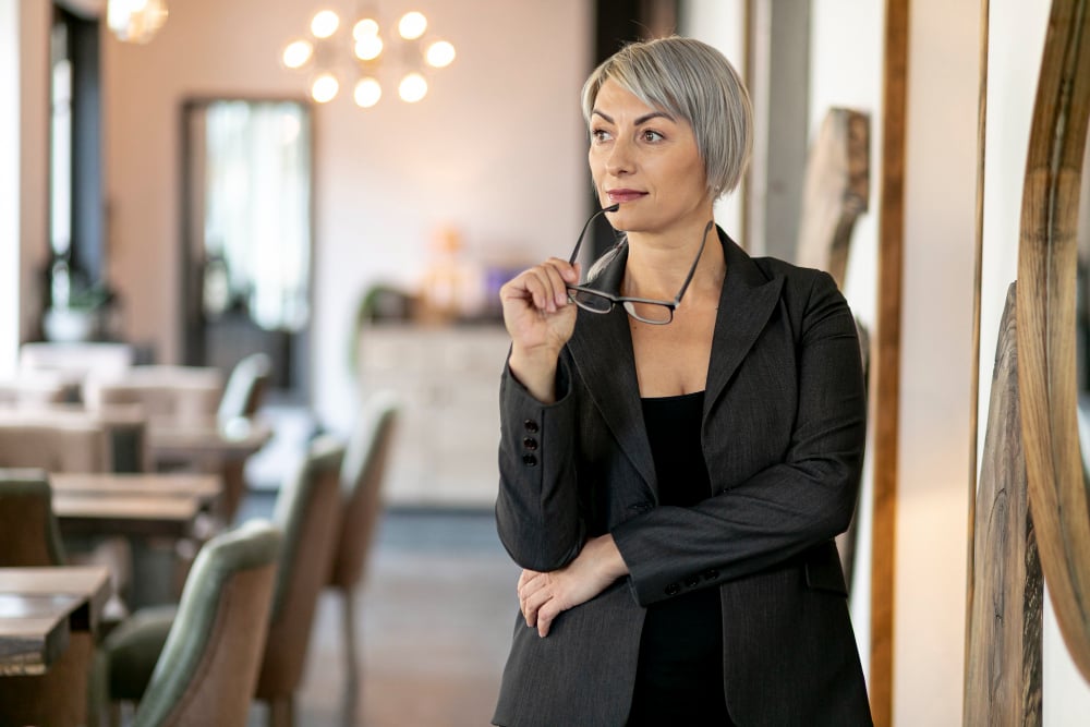 agente-inmobiliario-experto-lujo-vail