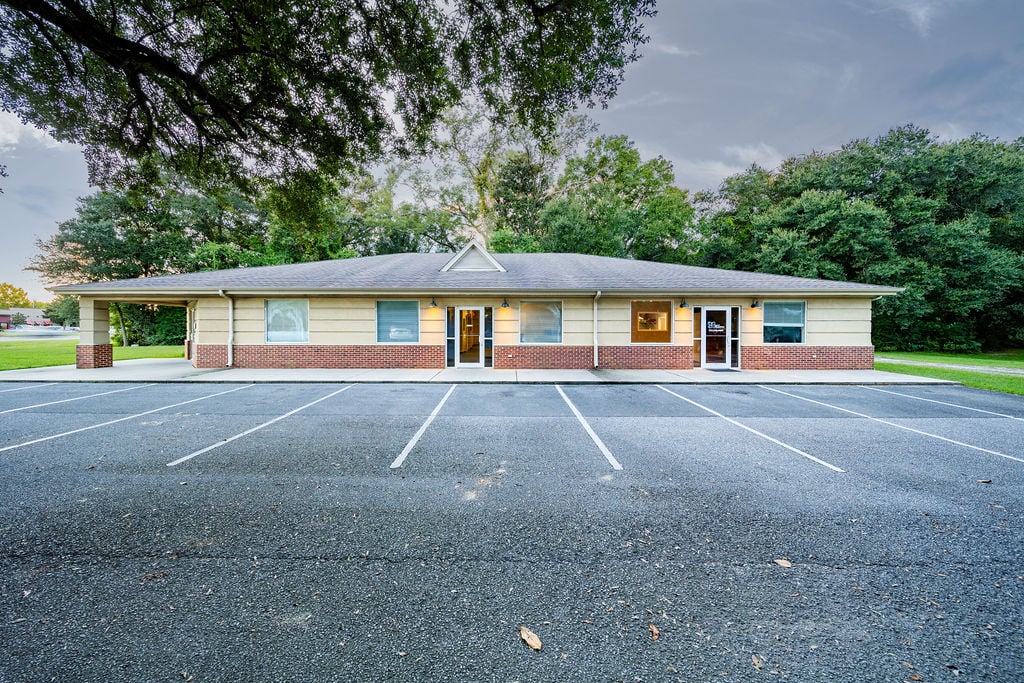 410 West Nine Mile Road