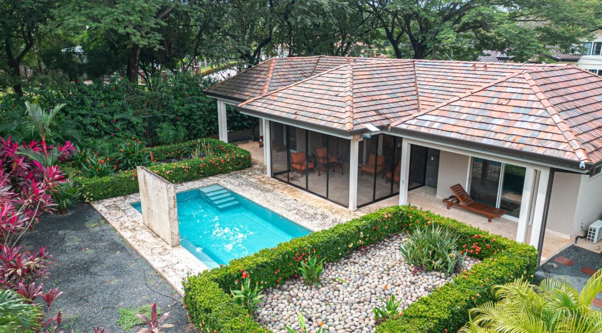 Casa Rio, Two homes + Two Pools on 1.5 Acres!