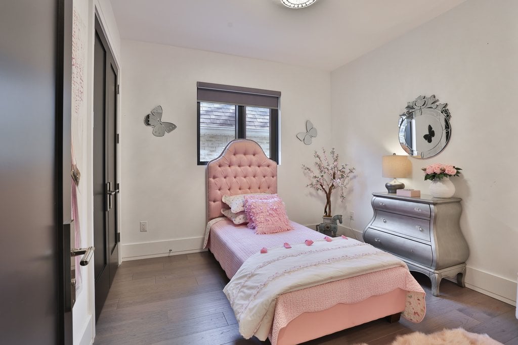 7B Iroquois Ave