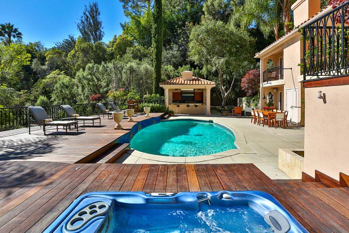 1250 La Collina Dr