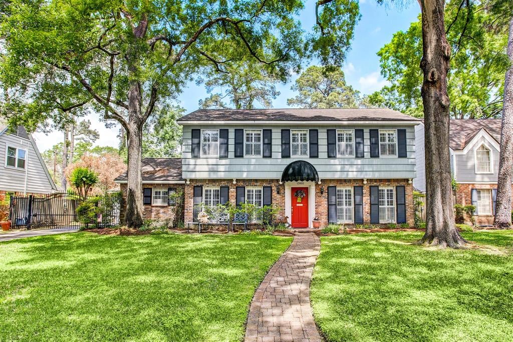 13810 Pinerock Ln