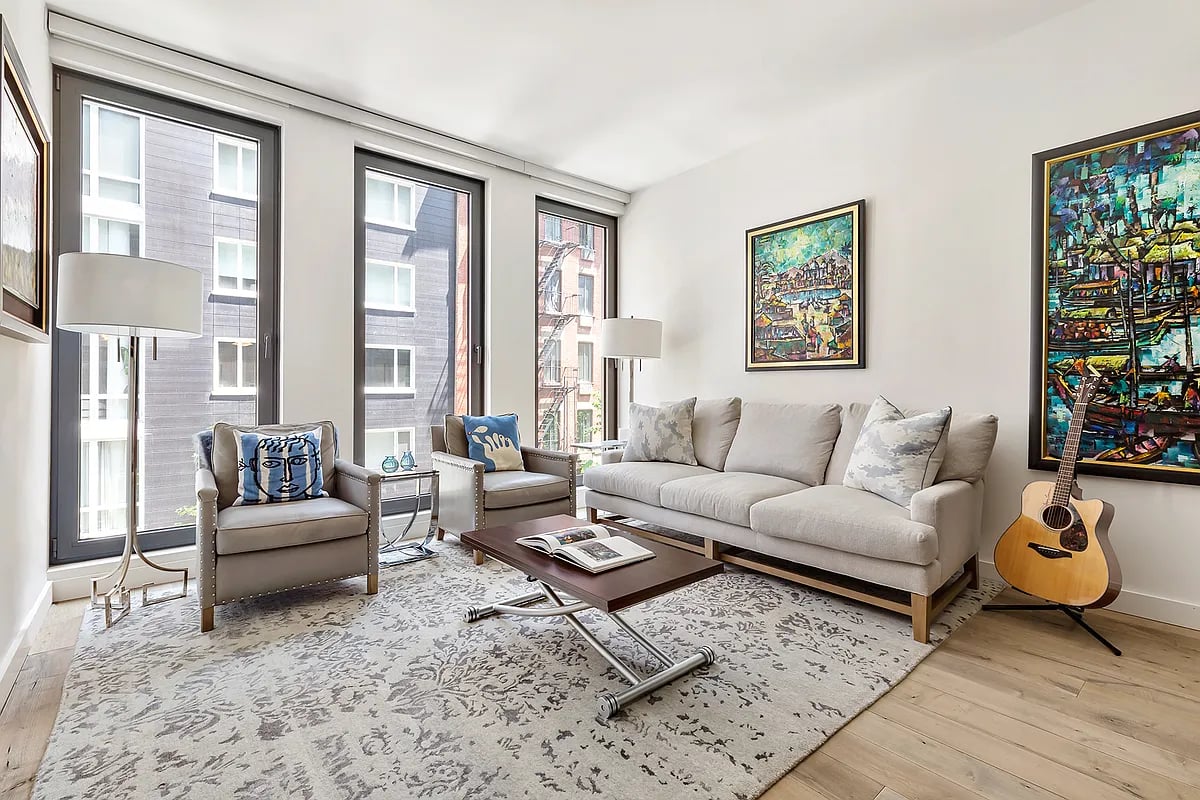 15 Renwick St, #303
