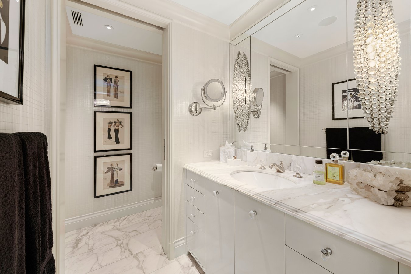 210 Central Park South, 11CD