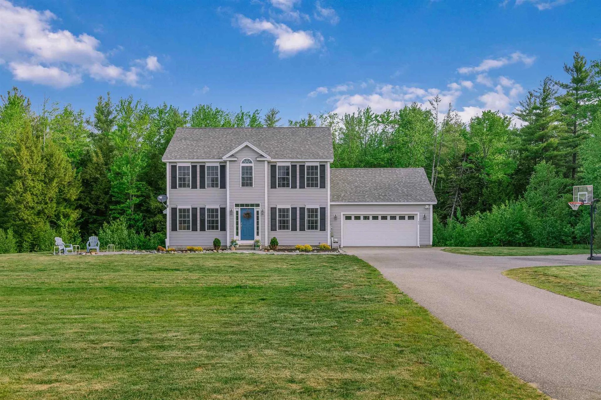 60 Spruce Ridge Dr