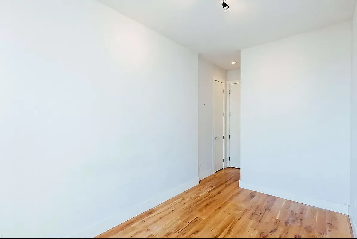 184 Suydam St 2R