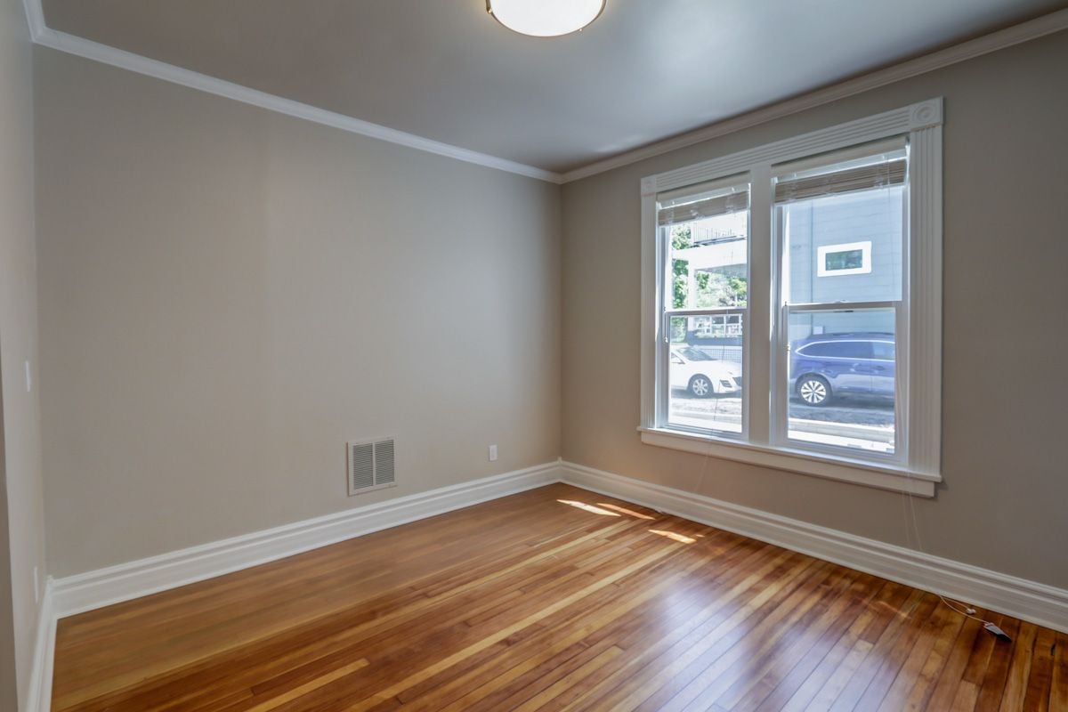 For Rent: 1213-15 Vilas Ave