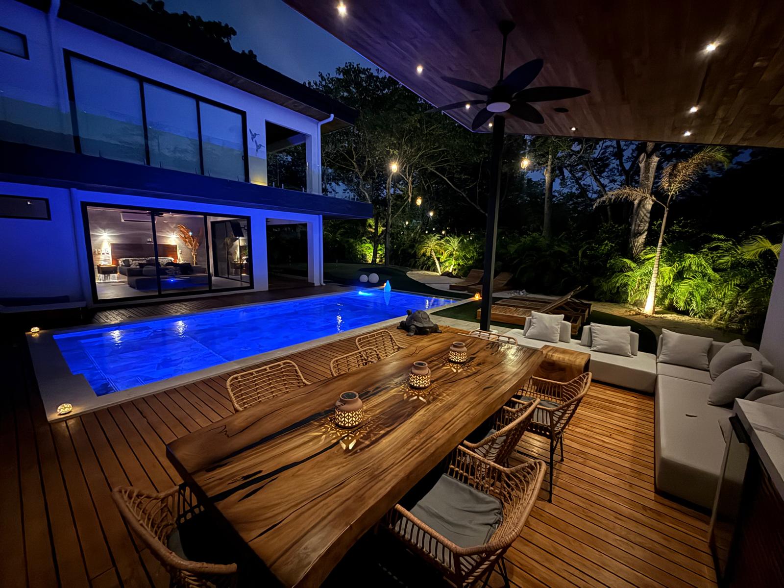 Casa La Ola Perfecta | Luxury 5-Bedroom Home with Pool Near the Beach in Hacienda Pinilla