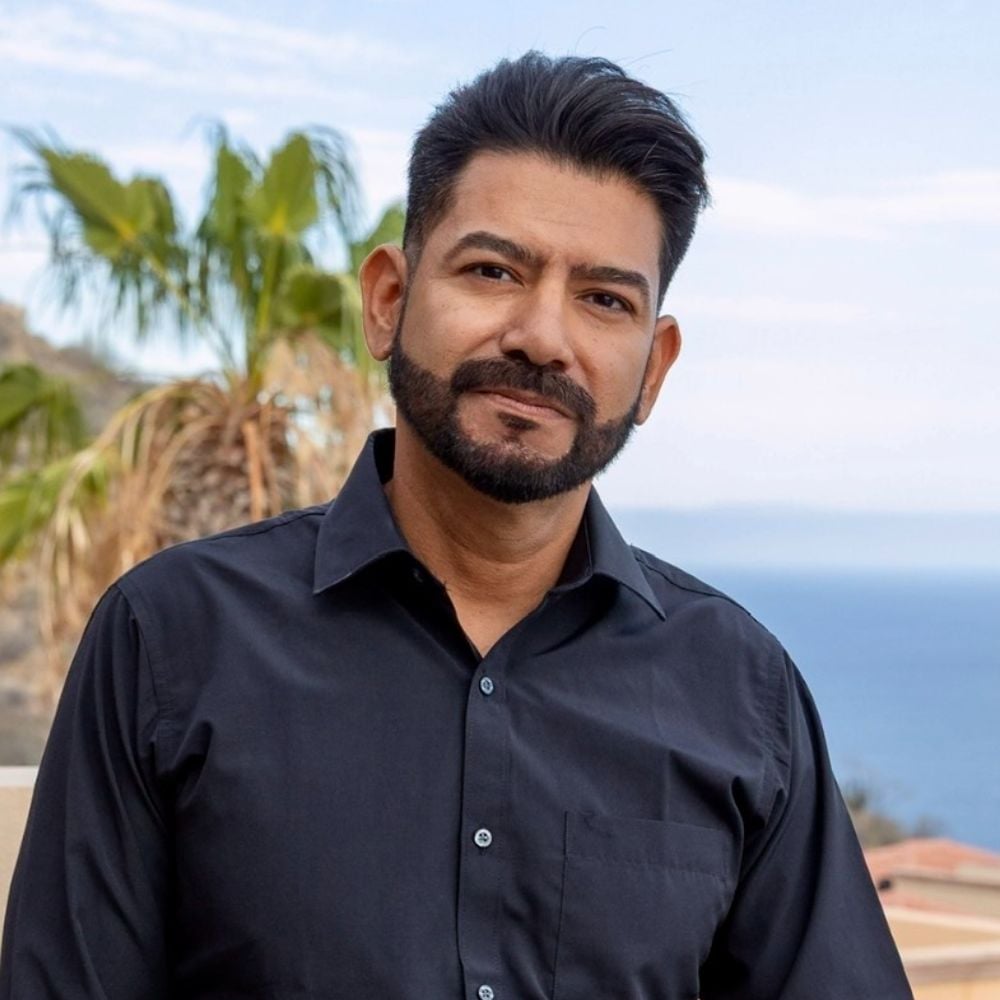 Dario Guevara Cabo San Lucas, Estado de Baja California Sur Real Estate Agent Headshot