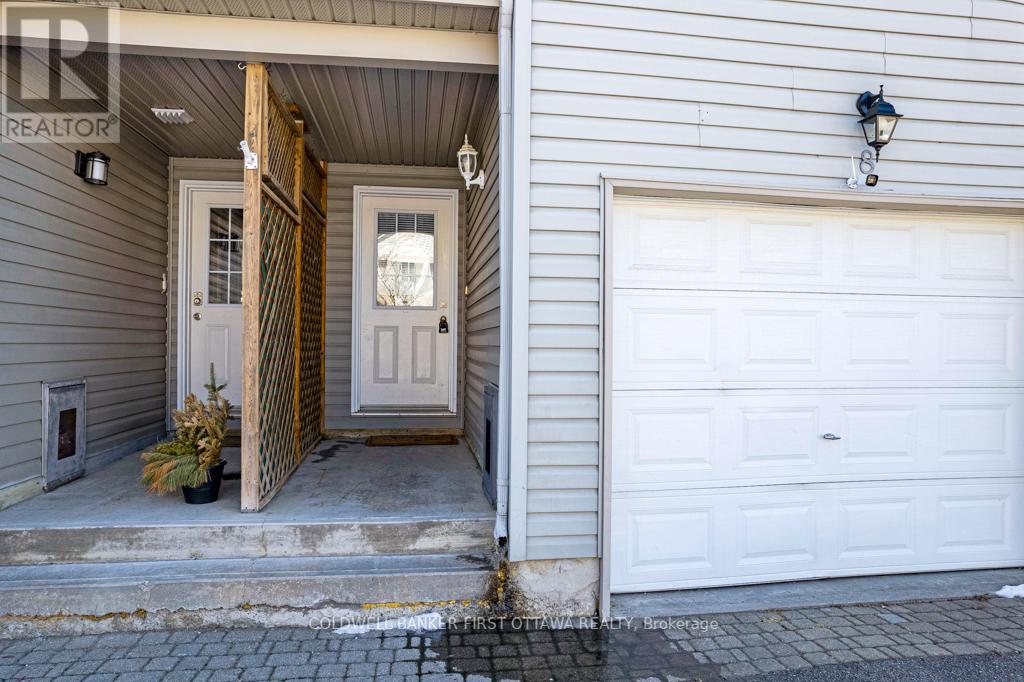 8 JOHNSTON STREET