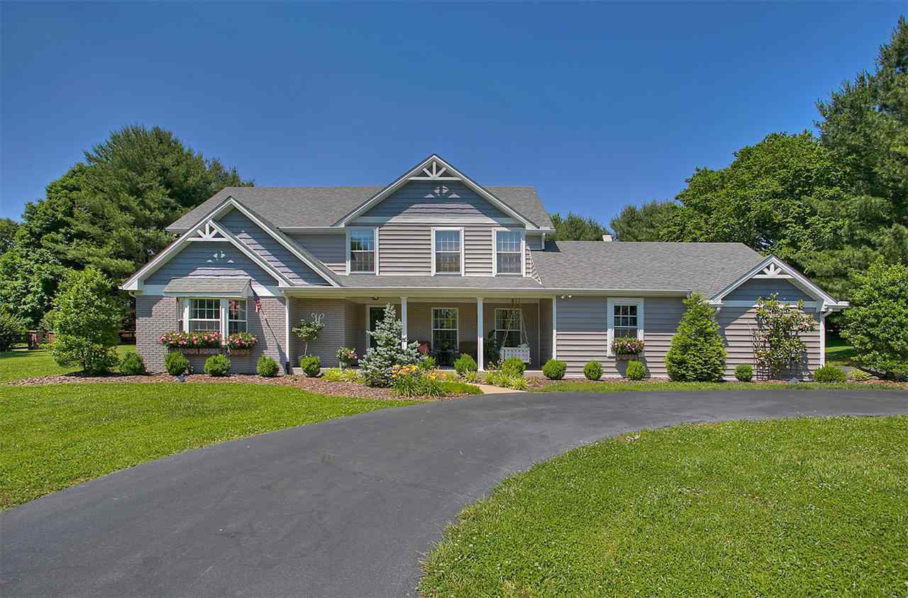 738 Old Scottsville Rd