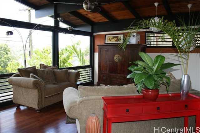 2210 Star Rd, Honolulu 96813