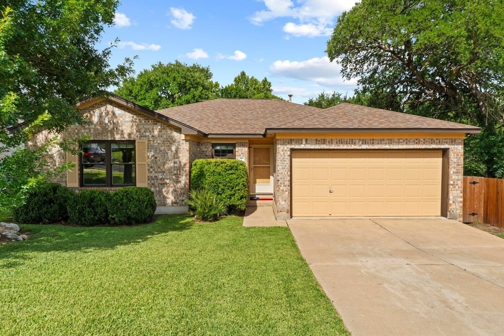 15319 English River Loop