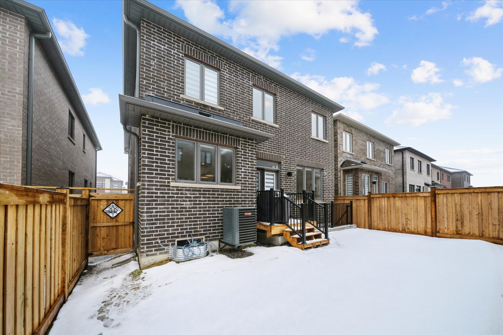 28 Sambro Lane