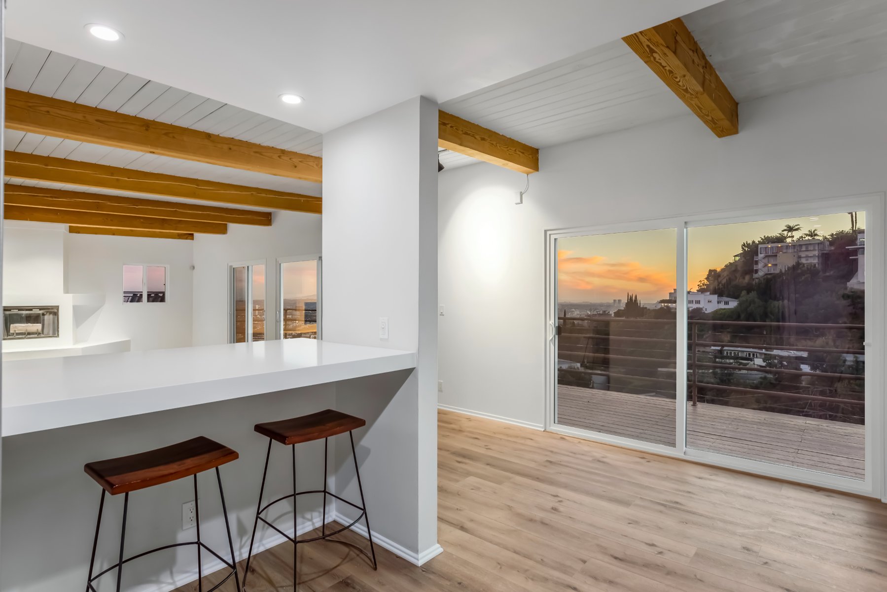 8560 Hollywood Blvd, Hollywood Hills