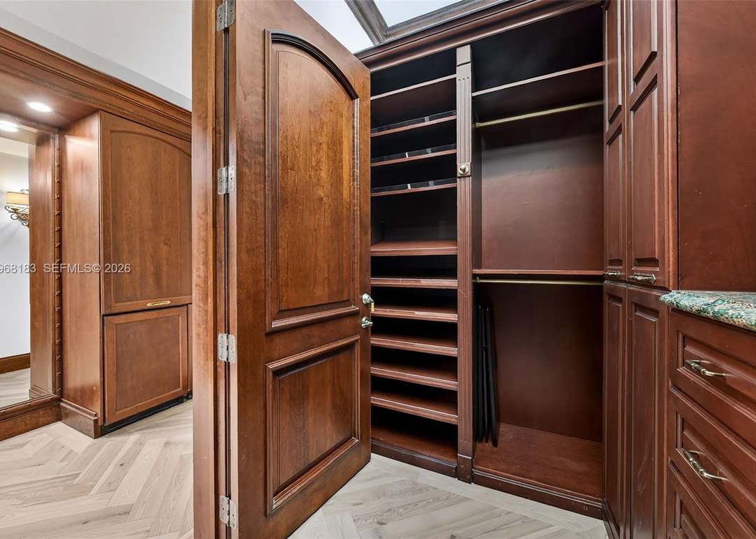 628 Coral Way