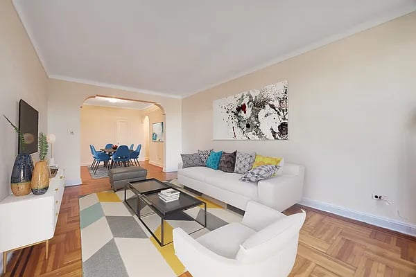 657 East 26th Street #5R