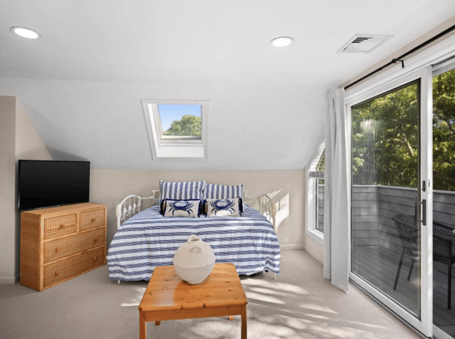 7 South Meadow Lane