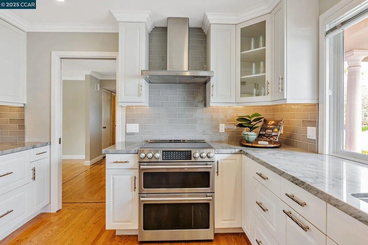 372 Birchwood Dr