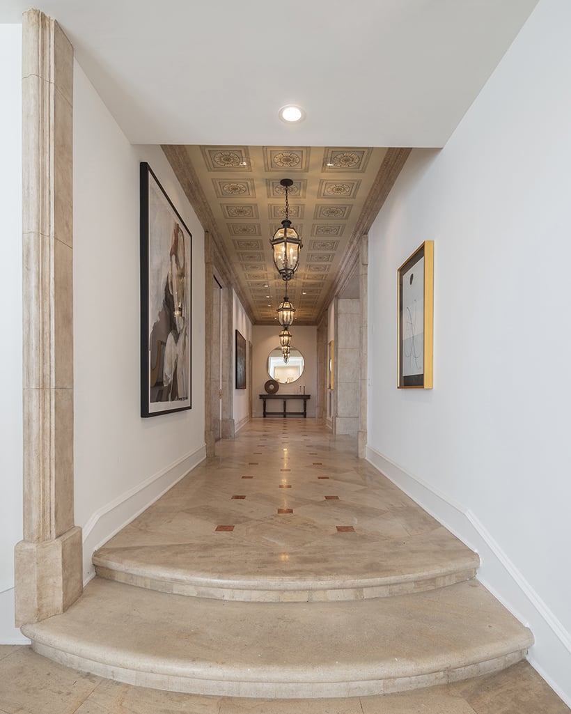 3364 Clerendon Rd, Beverly Hills