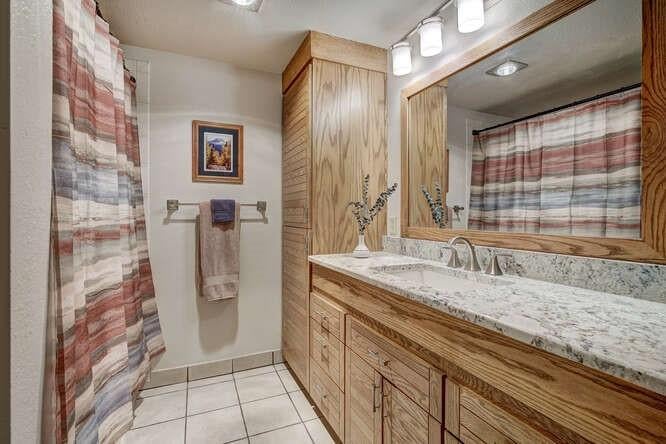 516 Kings Crown Rd, #516