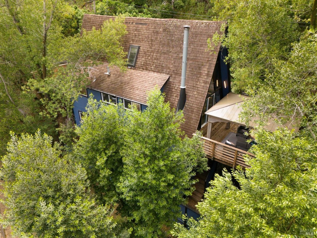 60 Piper Ln