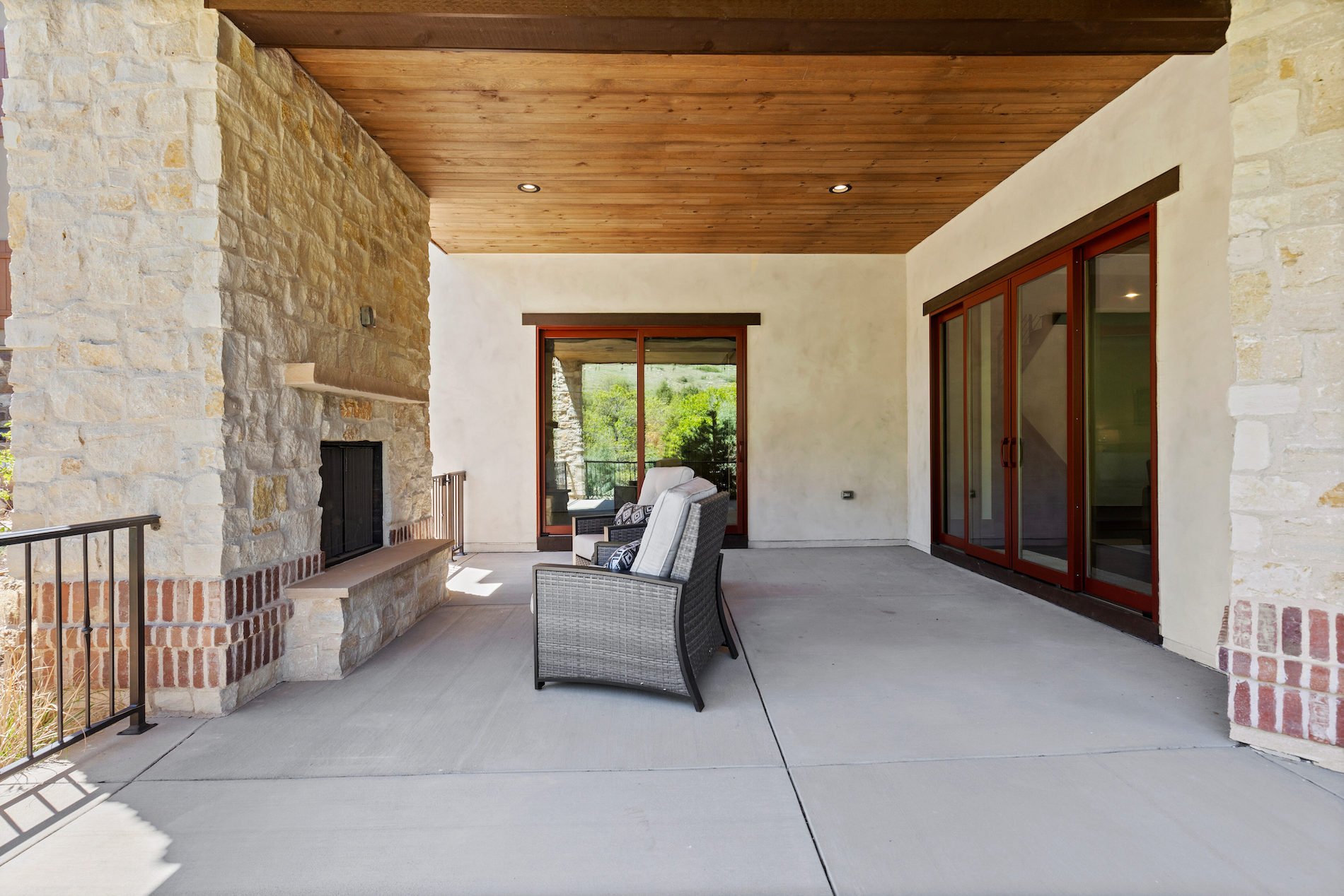 8278 Raphael Lane