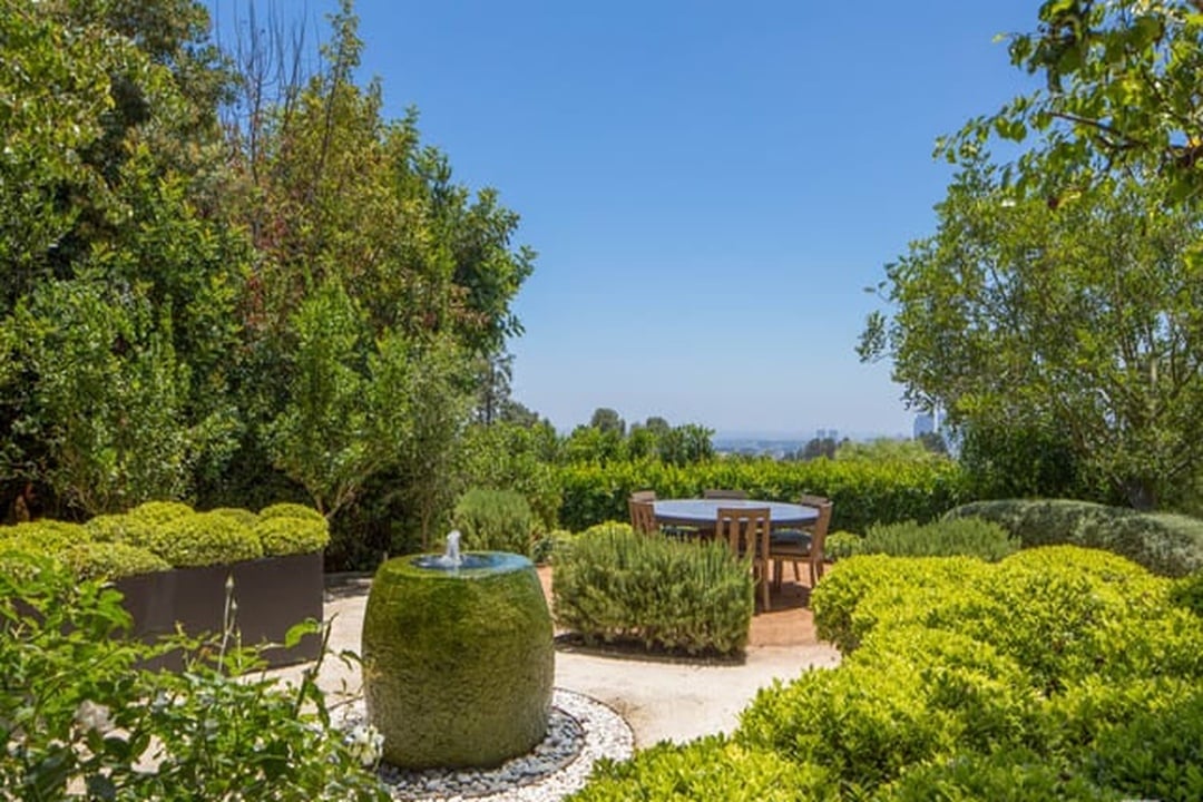 Blissful Manor