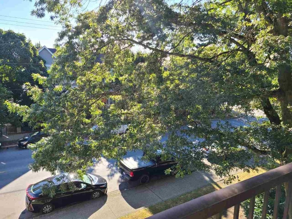 8391 Bennett Rd, #210