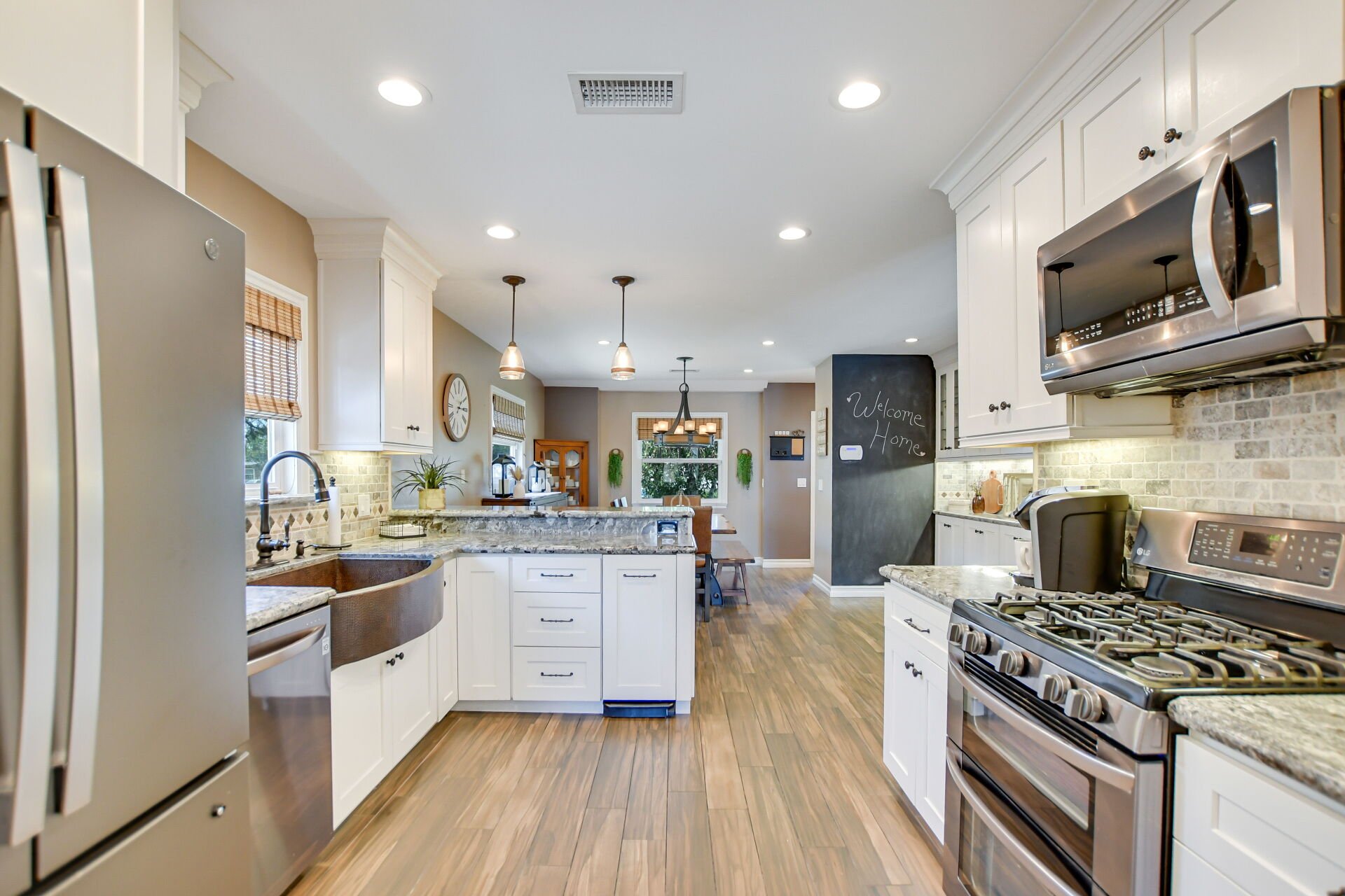 1720 E Walnut Creek Parkway