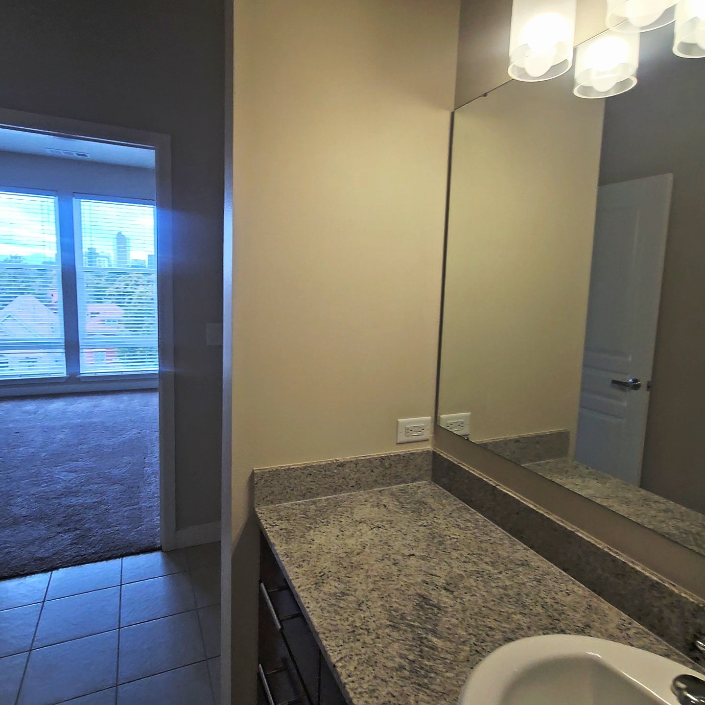 2 Bed 2 Bath Apartment Near City Park Denver