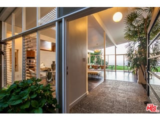 15171 Mulholland Dr