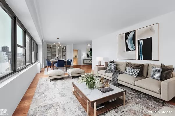 160 East 38th Street Apartment 16E