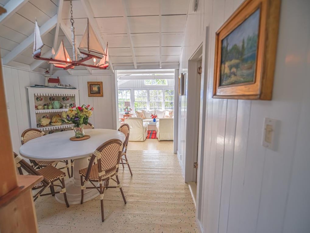 14 Carroll Ln