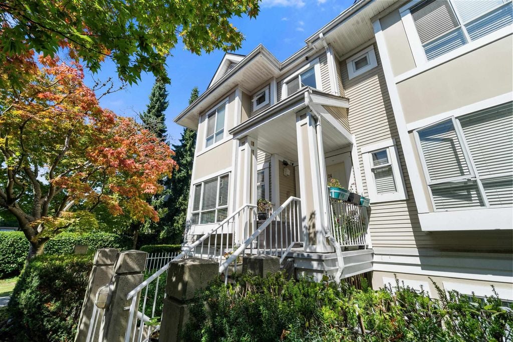 2885 E Kent Ave North, #24
