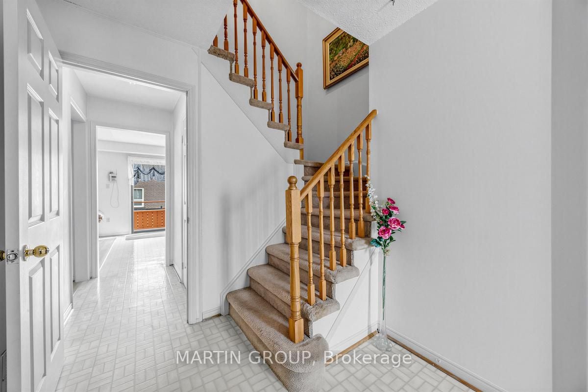 1529 Beechlawn Dr